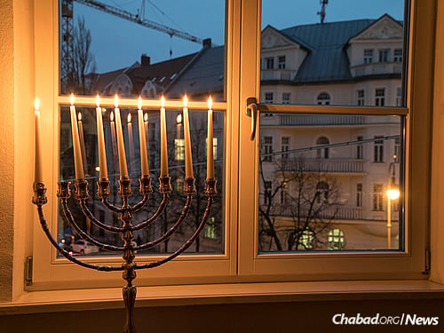 Chabad moved in across the way from Hitler’s penthouse apartment in 1993. In the years since, it has become a magnet for Jewish residents and tourists. (Photo: Mitya Kolomiyets)