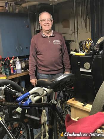 For more than 20 years McGraw has been supplying bikes to every yeshivah student who needs one, and hundreds of other happy recipients.