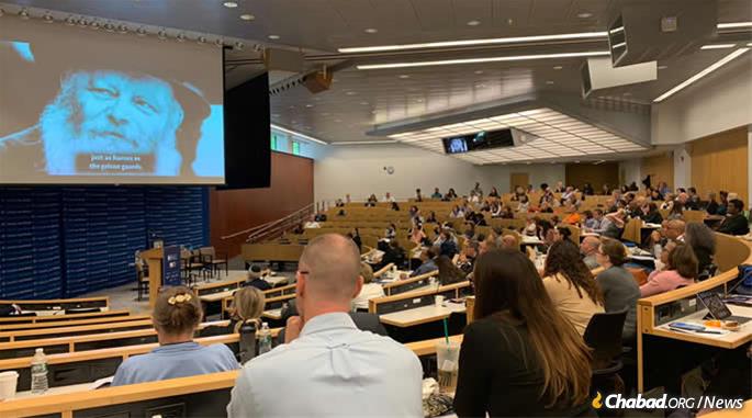 The Aleph Institute's Rewriting the Sentence summit on alternatives to incarceration took place on June 17-18, hosted at the Columbia Law School. Some 400 leading jurists gathered to discuss all aspects of criminal justice reform.