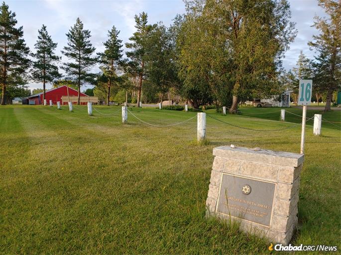 The cemetery in North Battleford has a Jewish section where a 104-year-old woman was recently buried. But there is no longer a Jewish burial society in town.